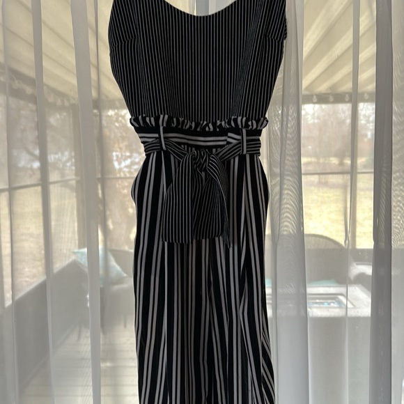 Women’s striped jumpsuit - Picture 3 of 3